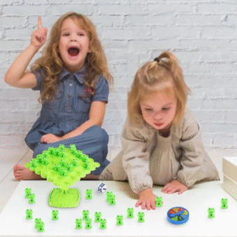 Puzzle frog tree balance Game (Random Color)