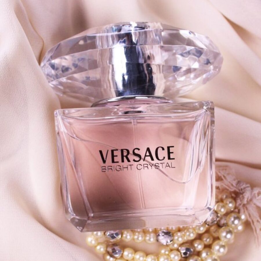 Versace Bright Crystal Eau de Toilette Spray | enthralling and voluptuous fragrance for Women - Image 6