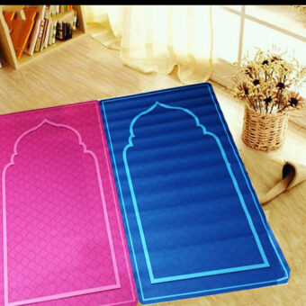 (NW00036) Travel Prayer Mat janamaz traditional Saudi Style Prayer Rug Prayer Mat, Washable & durable for traveling (random color)