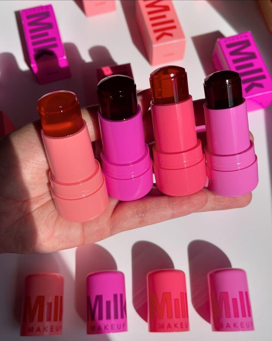 Pack 4 Milk Makeup Blush High Pigment Jelly Tint, Refreshing & Hydrating Long-lasting Colour Jelly Tint (Random color)