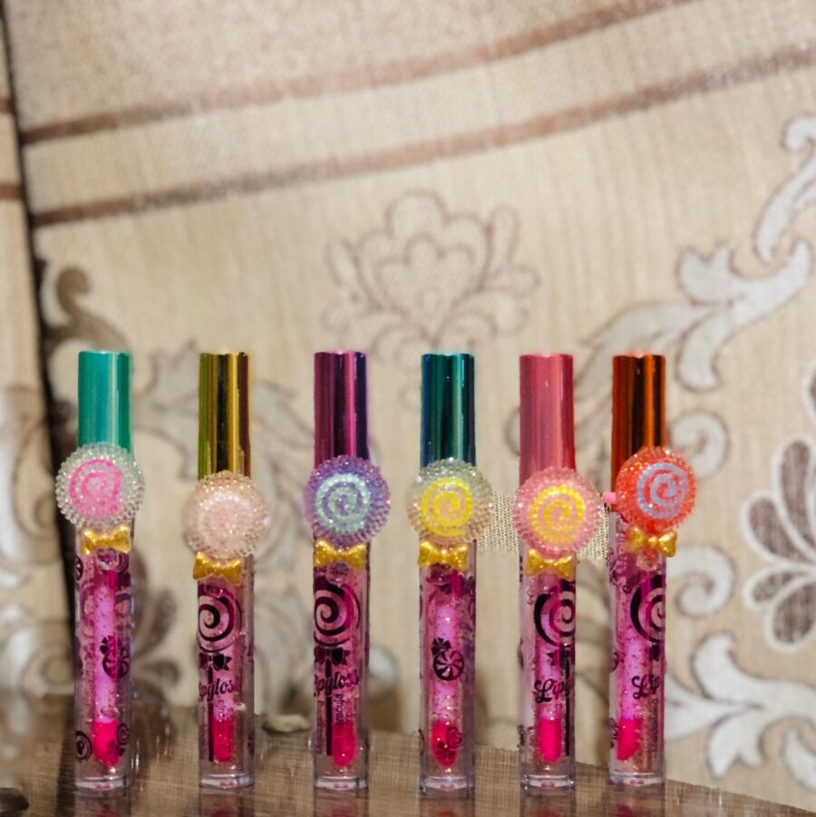 2 Pcs High Pigmented Beautiful Glitter Lipgloss (random color) - Image 2