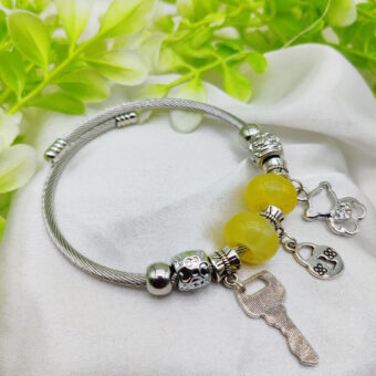1 Piece Intelligent Elegant Pandora Charm Bracelet with Yellow Beads and Adorable Charms 