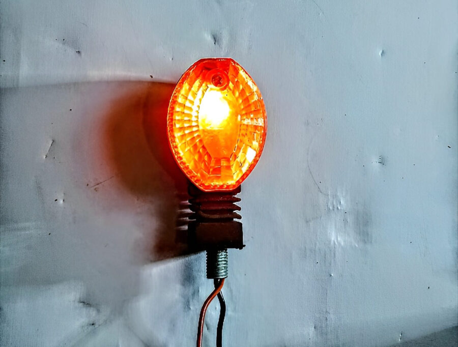 Mini Motorcycle Indicator with Backlight – Suitable for 70cc/125cc Bikes, Compact Design, Fancy Packaging. - Image 5