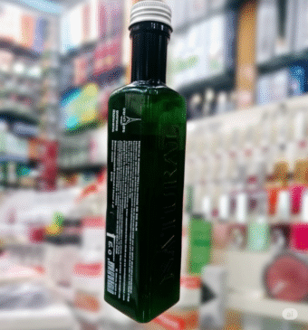 Moisture Shampoo From Thailand - Experience Deep Hydration with Thailand's Secret Orchid & Coconut Infused Moisture Repair Shampoo for Silky, Frizz-Free Hair - Without Box - 250ml - Image 2