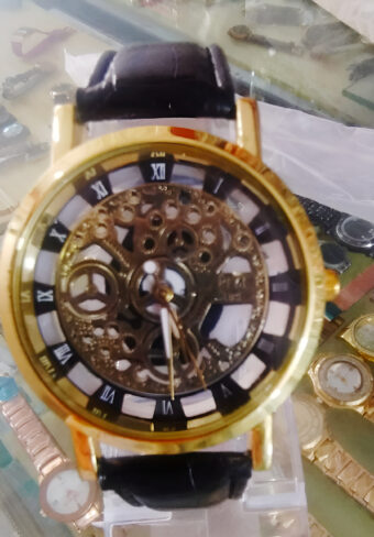 Stylish Leather Watch with Gold-Tone Stainless Dial & Black Strap Without Box - Image 3
