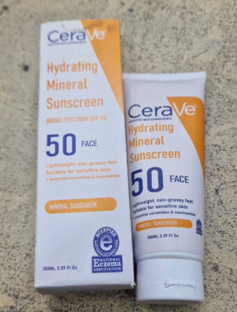 CeraVe Hydrating Mineral Sunscreen SPF 50 -100 ML - CeraVe Hydrating SunBlock - Image 2