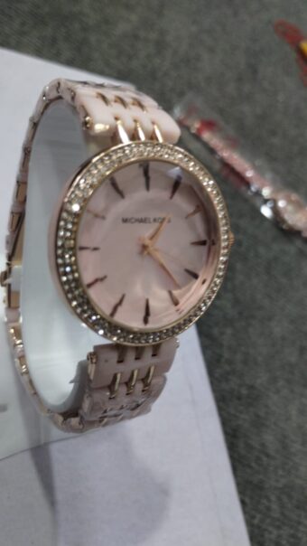 Luxurious Design Watch for Women | Michael Kors Watch | New Luxury Design - Image 3