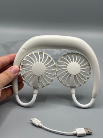 Neck Fan Adjustment Fan Hands-free Hanging Rechargeable Mini Sports Fans 3 Gears Wearable Sport Fan - Random Color  - Image 4