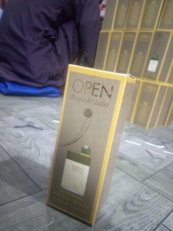 Open Roger & Gallet Perfume For Men - 100 ml | Made in Pakistan - Image 4