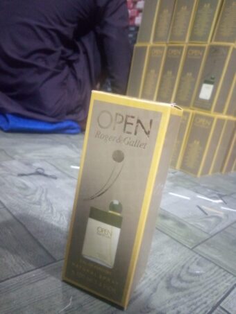 Open Roger & Gallet Perfume For Men - 100 ml | Made in Pakistan - Image 6