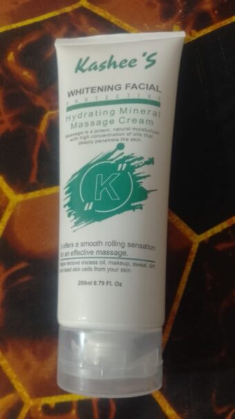 Kashee's Hydrating Mineral Face Wash – Whitening & Brightening Formula - 200ml - Image 8