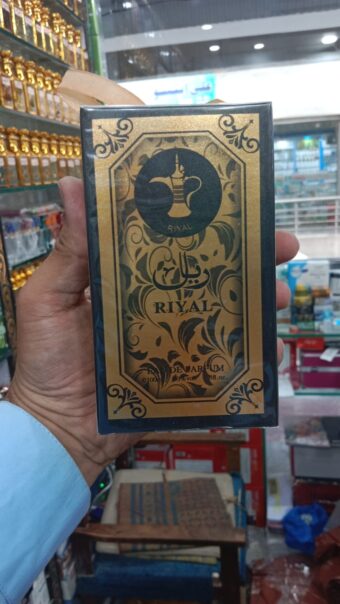 Riyal Unisex Perfume – 100mL | Long-Lasting Arabic Fragrance for Men & Women - Image 4