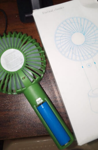 Portable USB Rechargeable Fan | Handheld 3 Speed Strong Wind Electric Small Mini Cooling Fan (random color) - Image 4