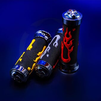 Universal Motorcycle Handlebar Grips 7/8" – Skull Head Flame Rubber Hand Grips (Black/Blue, Black/Red)