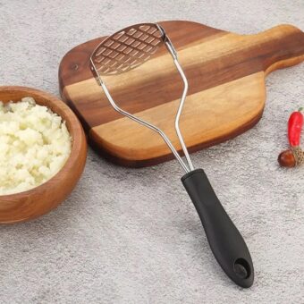 Potato Masher Stainless Steel Manual Kitchen Vegetable Ricer Fruit Banana Egg Crusher Tool - Random Color