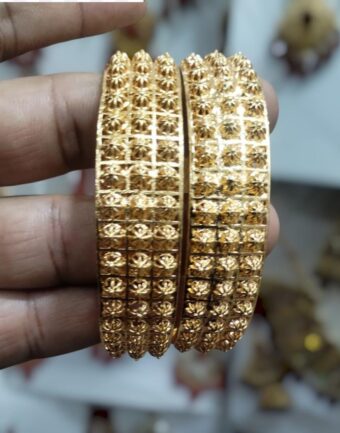 Golden Brass Bangles for Women – 1 Pair Artificial Jewelry Bangles in Bright Gold Color for Daily Use, Festive Wear, and Party Styling - Image 8