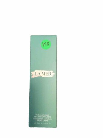 La Mer The Hydrating Infused Emulsion 50ml – Lightweight Moisturizer for Deep Hydration and Radiant, Plump Skin - Image 4