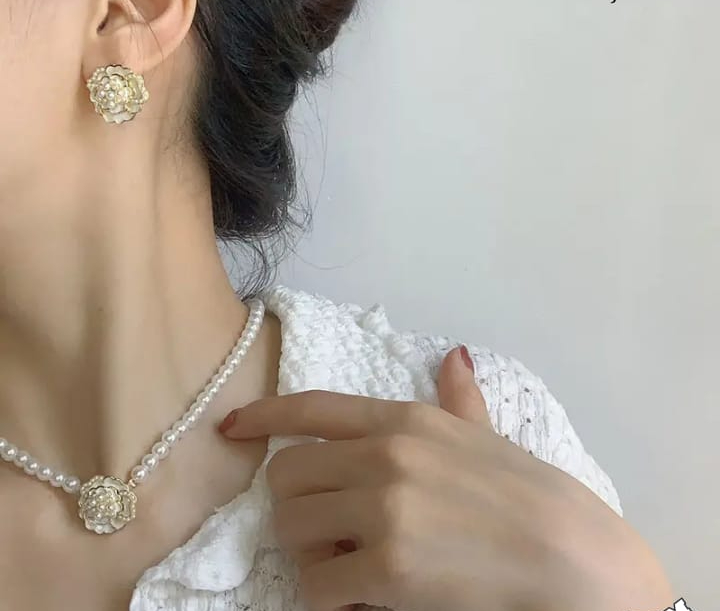 Elegant Flower Design Pearl Stone Set / Necklace/ Earrings /Braclet For Women Jewelry - Image 3