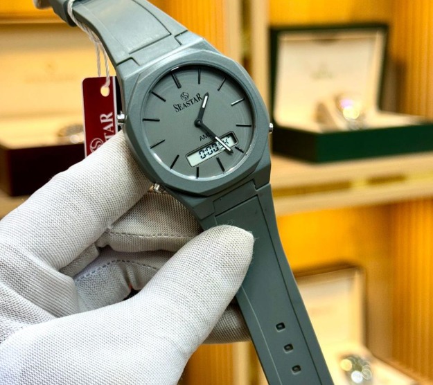 SEASTAR SS-1110Gc Men’s Waterproof Quartz Watch – Analog Digital Display, Silicone Strap, Premium Build (Without Box) - Image 3