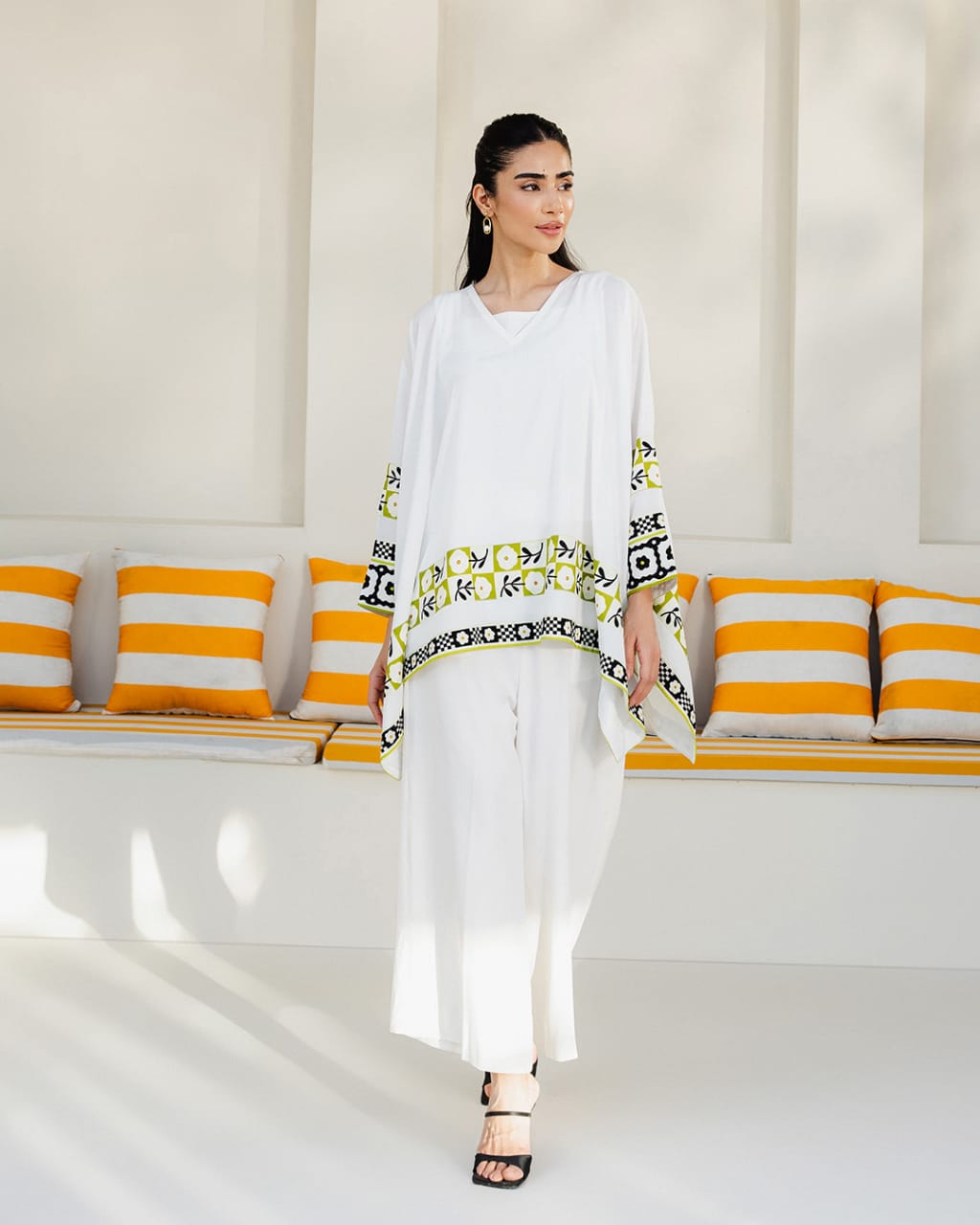 Women's 3-Piece Swiss Lawn Printed Suit – White, Medium Size, Shirt, Trouser & Inner Set, Elegant Summer Outfit - 14 August Special Edition - Image 2