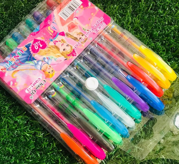 Fruit Scent Gel Glitter Pen – 1.0mm Smooth Writing with a Sparkle | Pack of 12 - Image 3