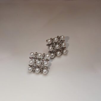 Pearl Square Korean Earrings – Elegant Women’s Fashion Jewelry in Silver and Golden Colors PJT-106
